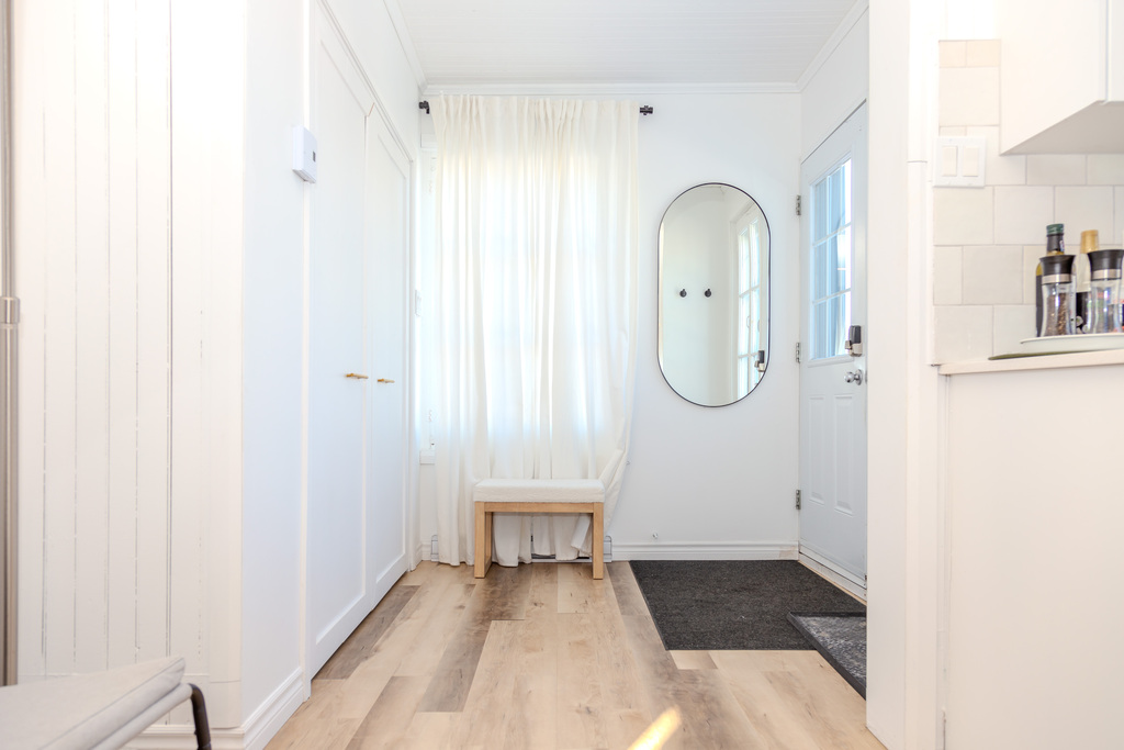 STUDIO MEUBLÉ-TOUT INCLUS-MENSUEL | 3225825