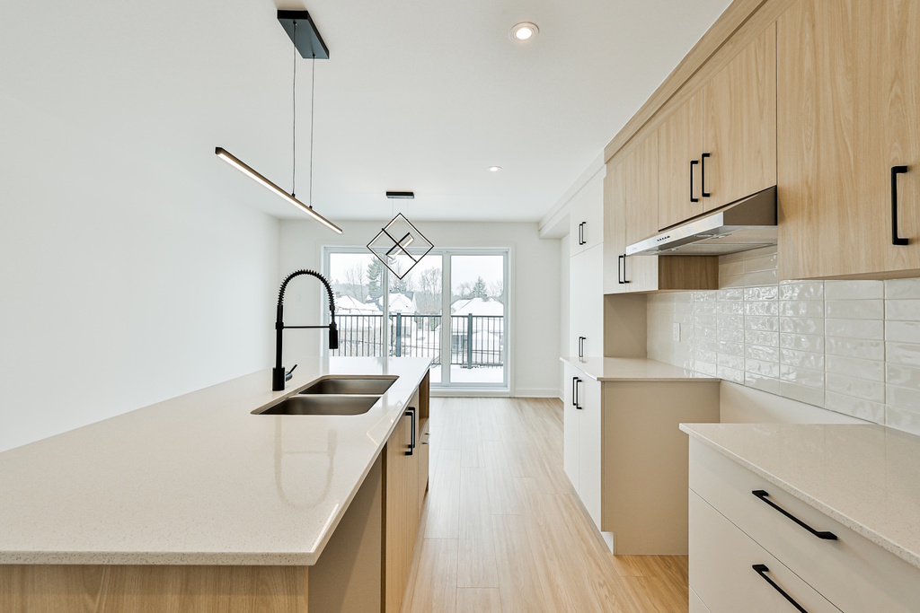 4½ Neuf, Bellefeuille, Vue Sur Boisé | 3226279