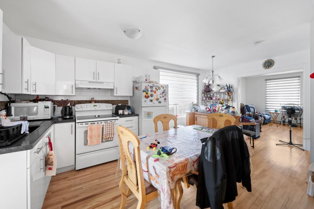 4 1/2 avec sous-sol dans bas de duplex au centre ville | 3226374