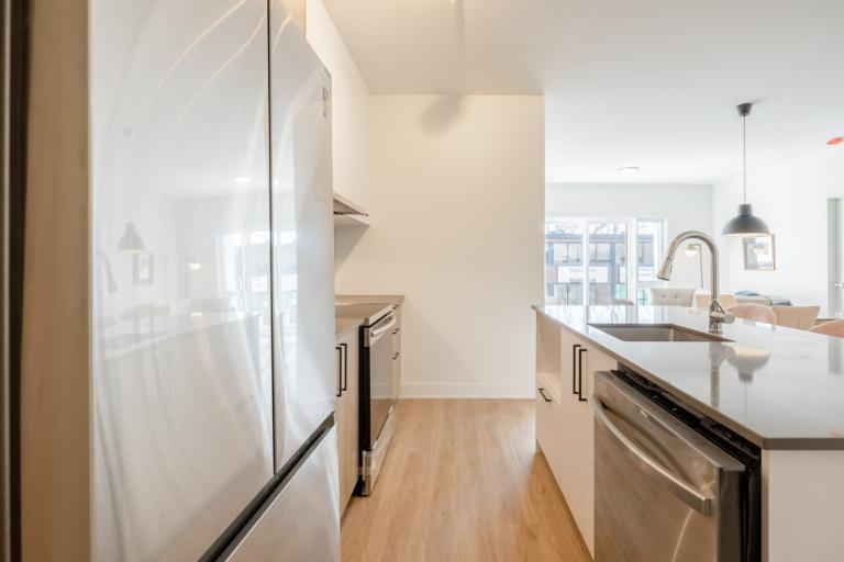 4 1/2 - Montréal (Saint-Michel) - 2 200 $/mois | 3226432