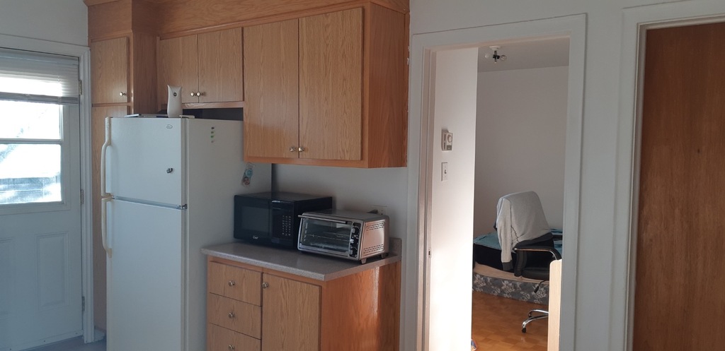 Grand 4 1/2 Au 3e étage Avec Balcon | 3226455