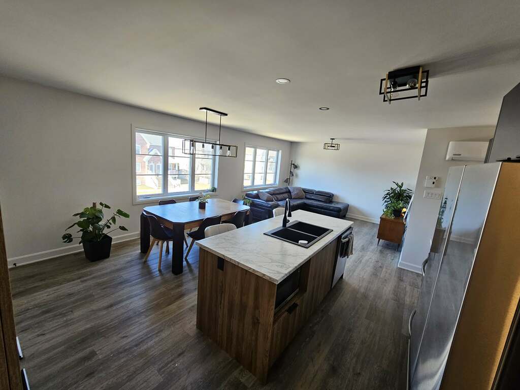 Grand 5 1/2 Récent | 3226461