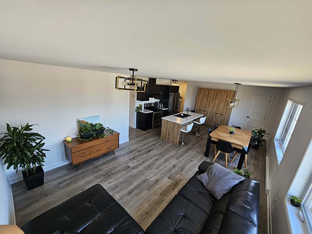 Grand 5 1/2 Récent | 3226461