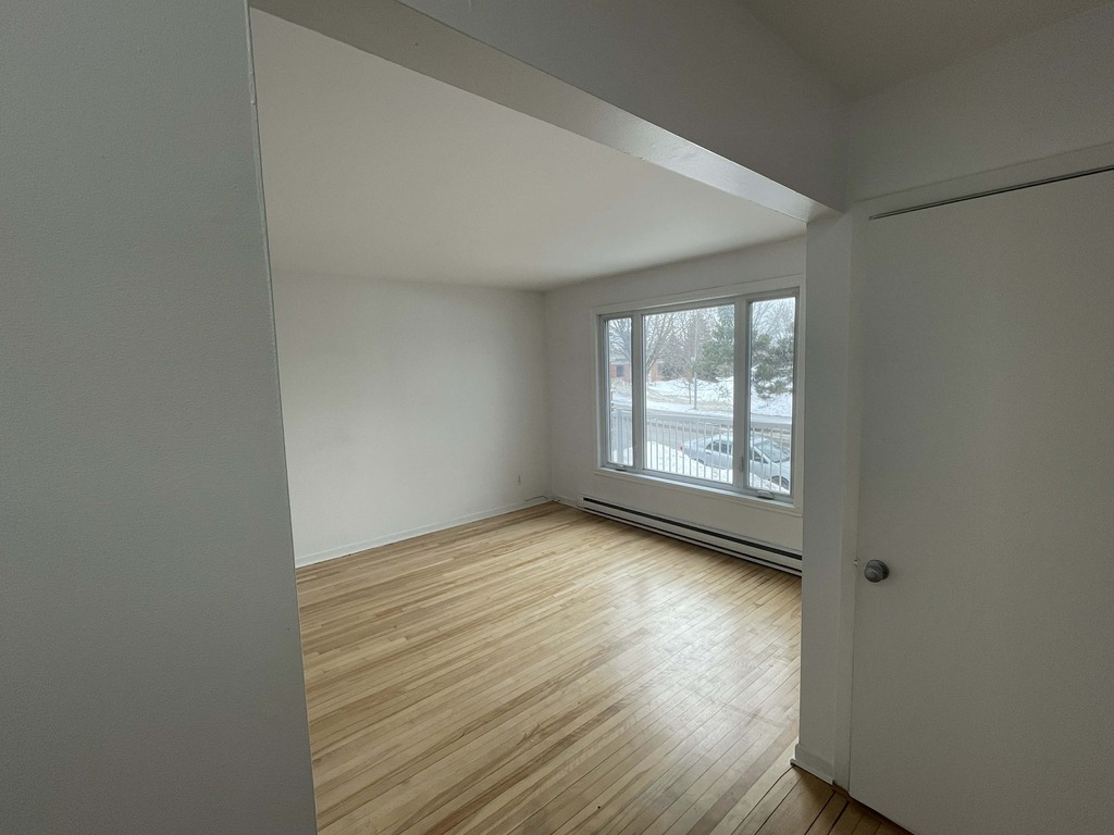 Appartement 4½ Rénové - Lasalle | 3226477