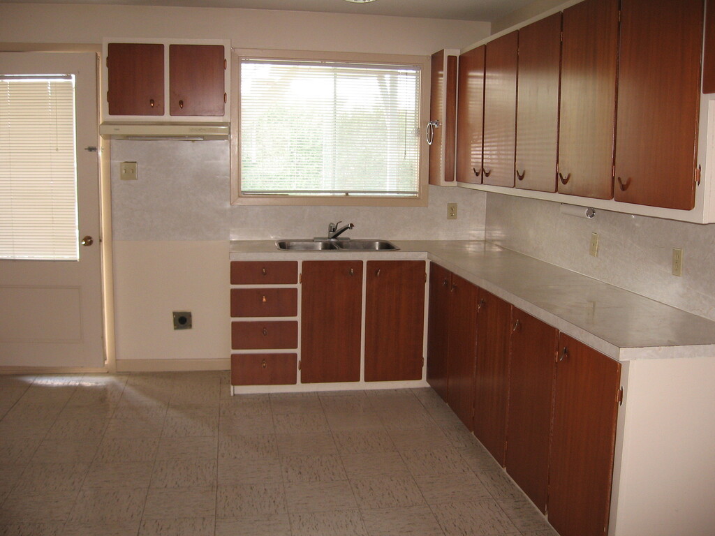 4 1/2 A LOUER PRES UNIVERSITÉ | 3226668