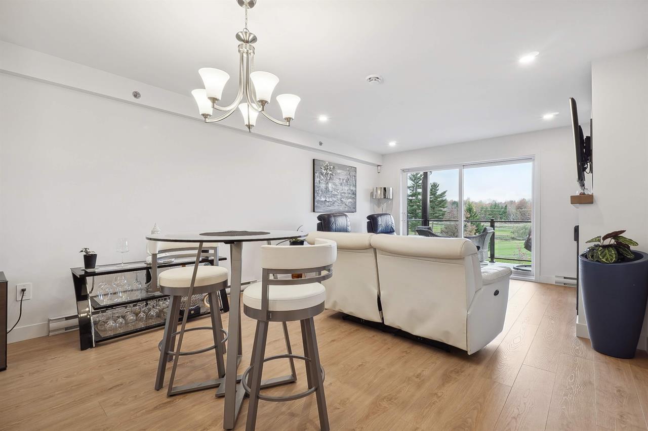 1 CH - 1 SDB - Bromont - $1,610 /mo | 3226736