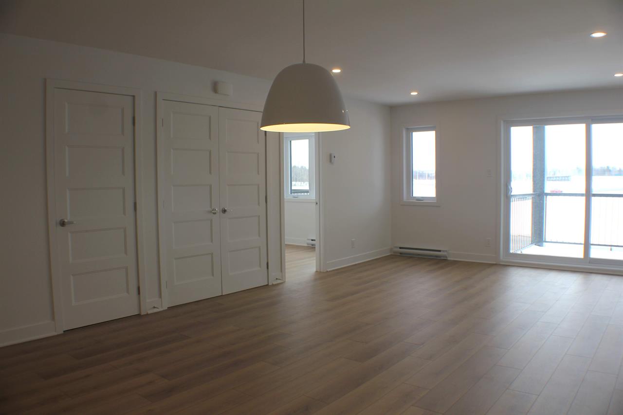 3 CH - 1 SDB - Granby - $1,625 /mo | 3226779