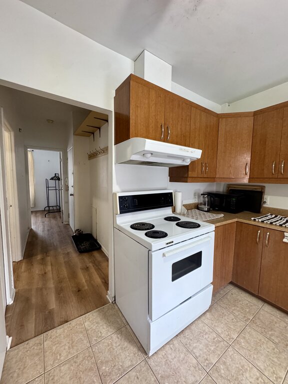 Vile-Marie - Beau Petit 4 1/2 Meublé | 3226789