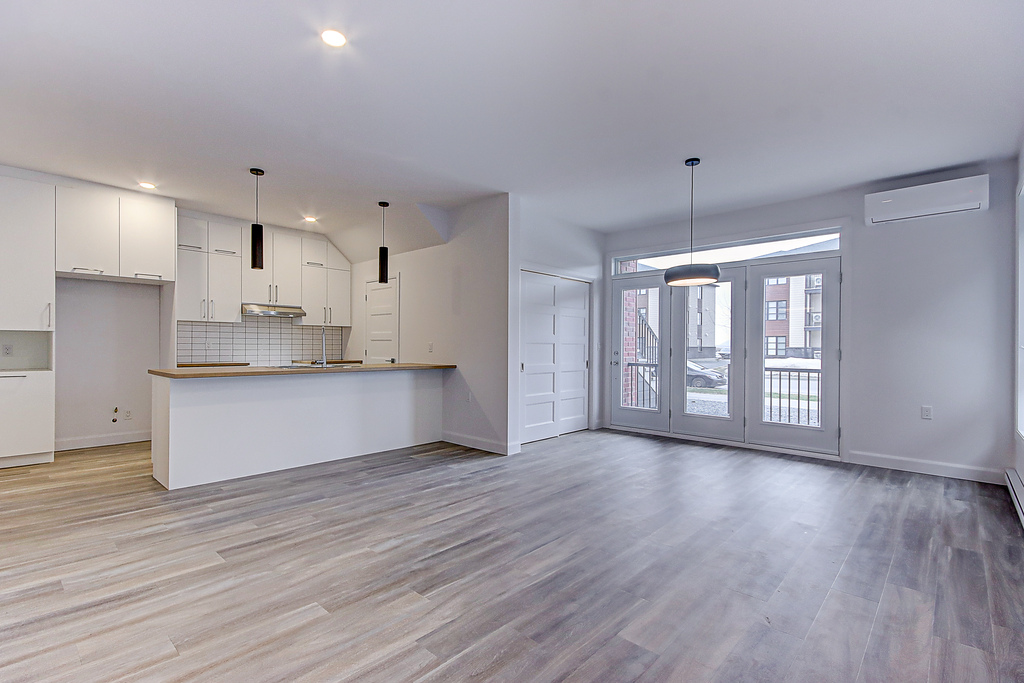 Grand 4 1/2 Au Rez-de-jardin | 3226891