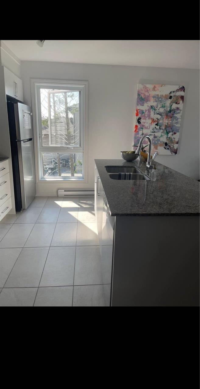 63 Rue De Liverpool (Hull) Grand Logement Tout Près D'Ottawa | 3226893