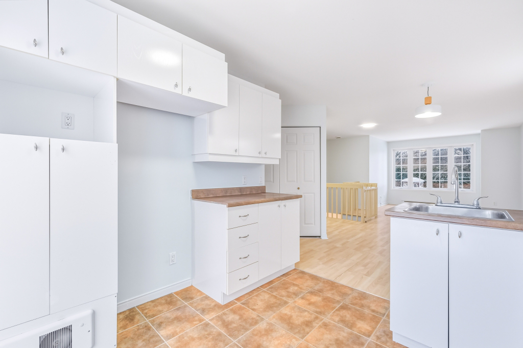 Appartement à Louer | 3226946