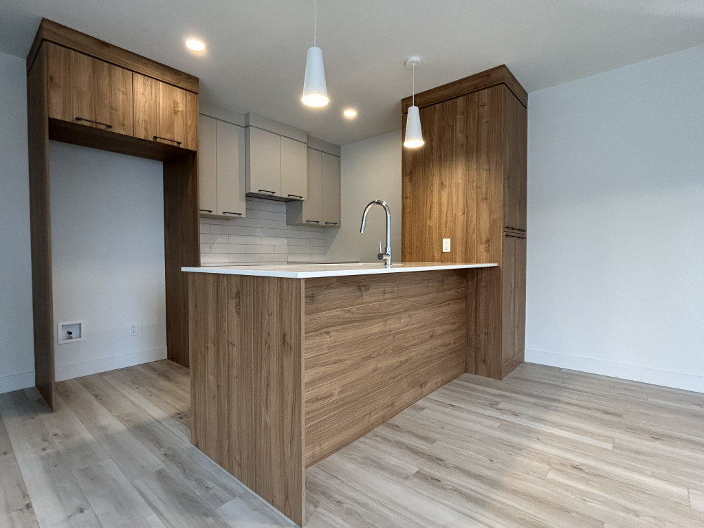 Carré Belvédère – 5 1/2 Neuf | 3226987