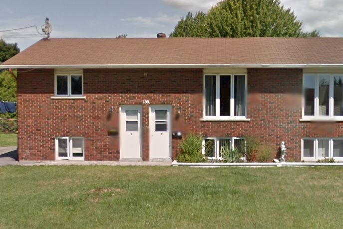 (Buckingham) Magnifique 4 1/2 Chauffé Et éclaire | 3226993