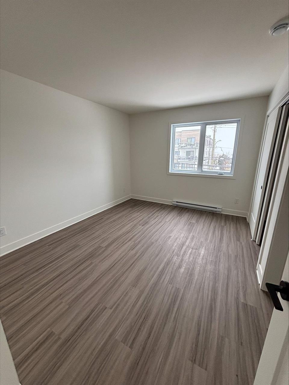 3 CH - 1 SDB - Saint-Hyacinthe - $1,700 /mo | 3227014
