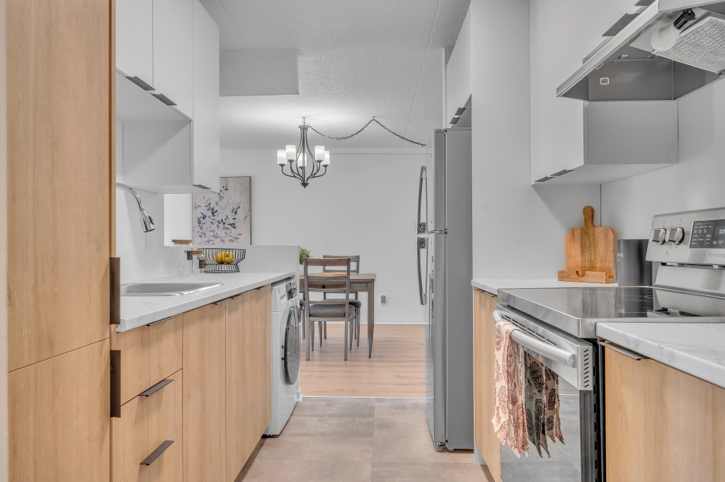 4 ½ à Louer Pour 50 Ans + à La Noblesse | 3227025