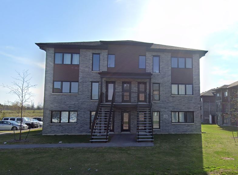 106 Rue Du Britannia (Aylmer) Superbe Appartement 4 1/2 Dans Cartier Tranquille ! | 3227068