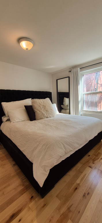 Magnifique Et Lumineux 4 1/2 | 3227132