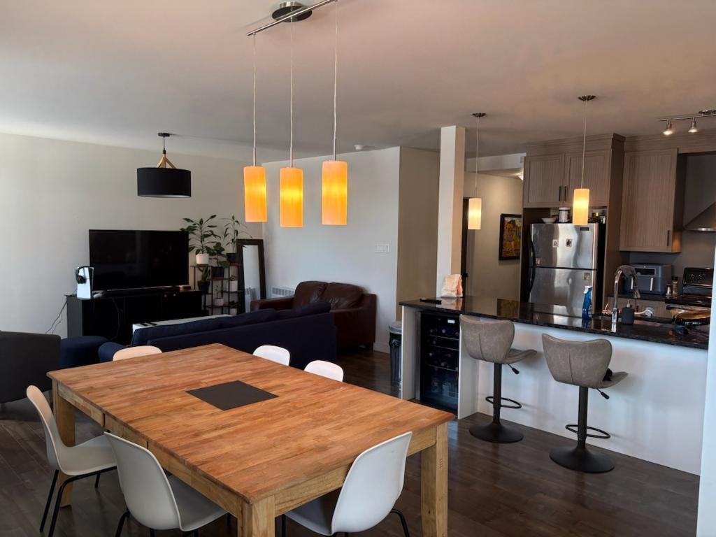 4 1/2 spacieux | 3234826