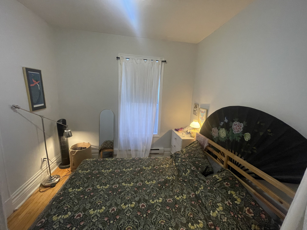 Petite Italie - 3 1/2 Avec Cour Arrière | 3227388