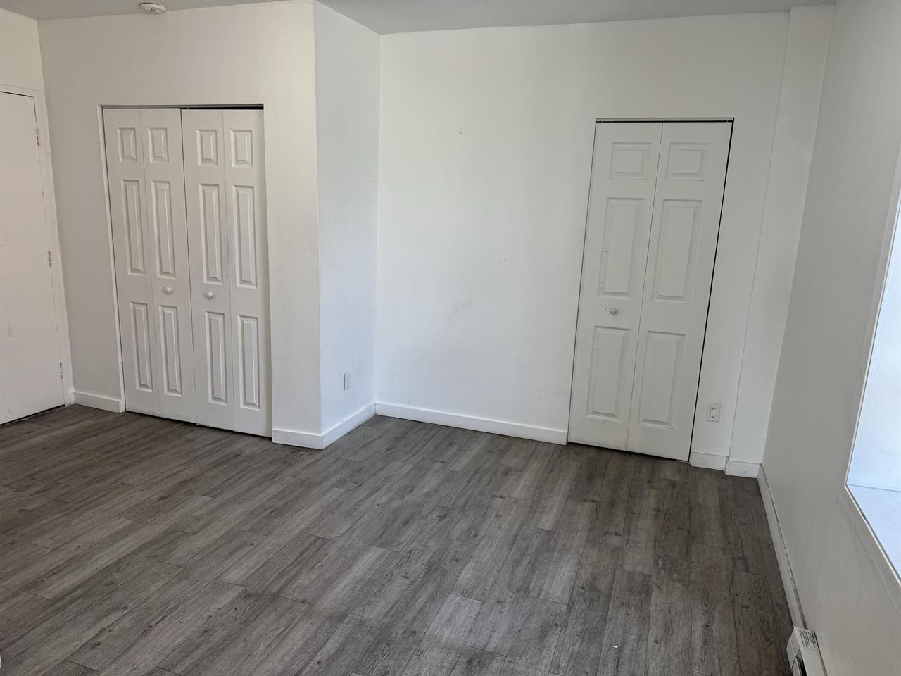 Immeuble - 103-105 King Est 3 Et Demi - Centre-ville De Sherbrooke | 3227414