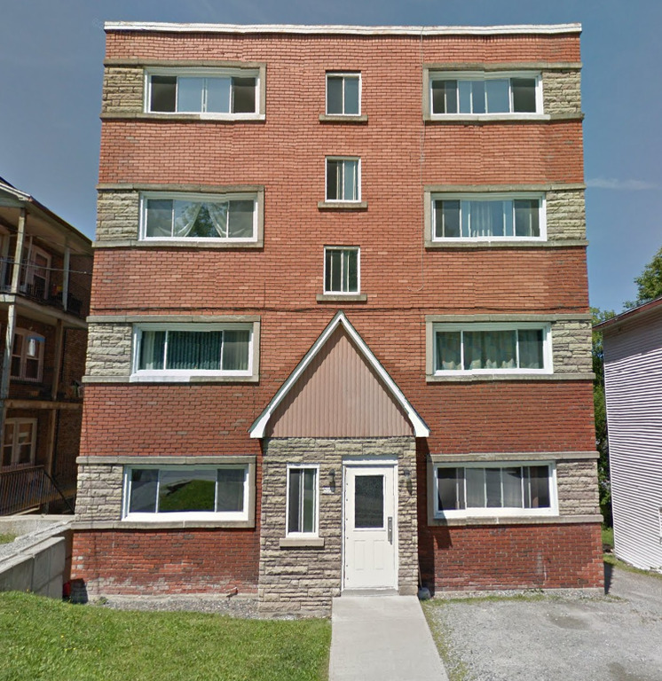 4½ À LOUER|INTERNET-CHAUFFAGE-EAU CHAUDE | 3227456