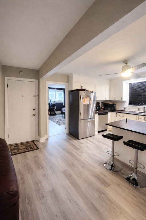 BEAU 4½ | INTERNET-CHAUFFAGE-EAU CHAUDE | 3227457