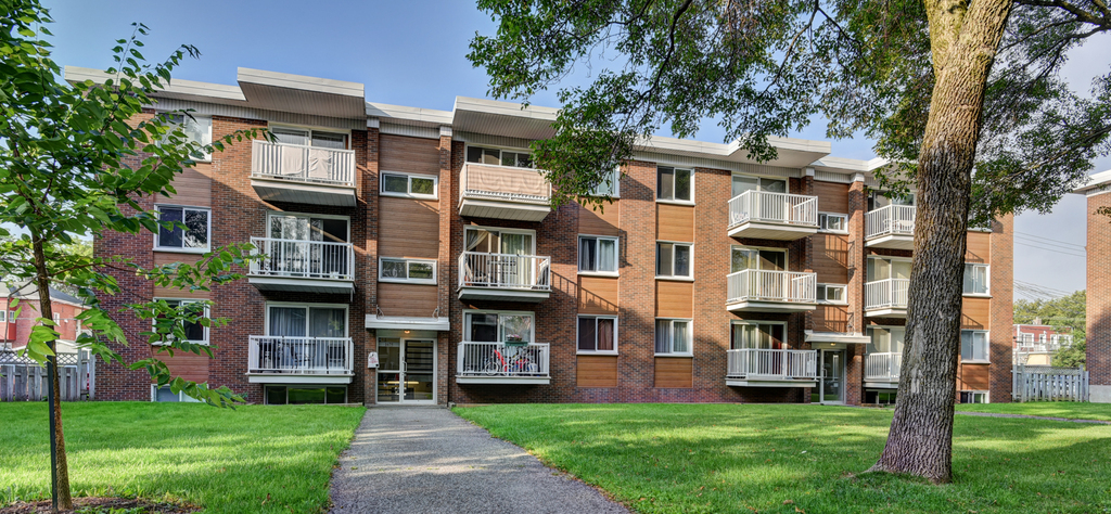 4 1/2 Secteur Recherché Près Du Parc Mar | 3270807