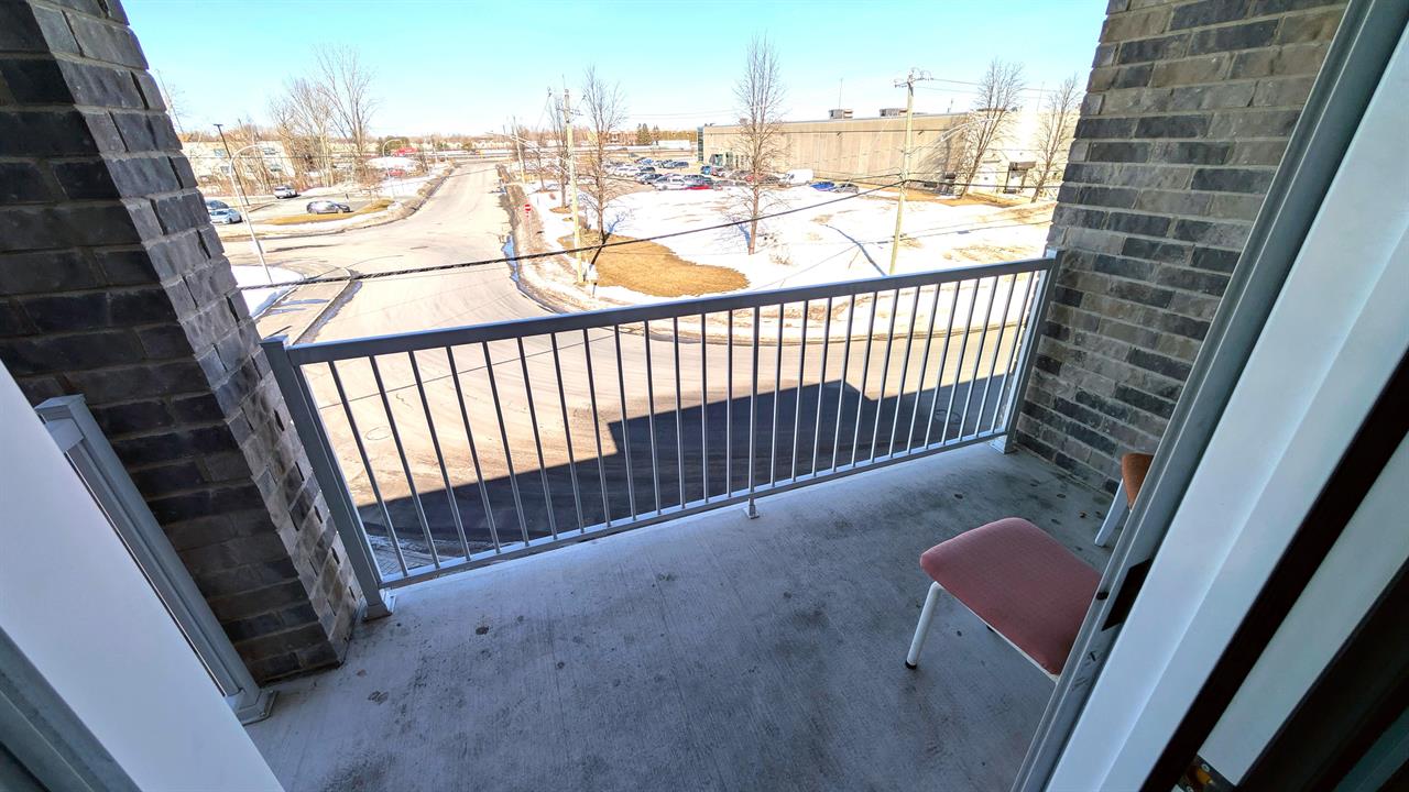 Immeuble 1510-1520 Rue Lionel-Giroux, Drummondville Très Grand 5 ½ à Louer à Drummondville - Disponible Immédiatement | 3227576