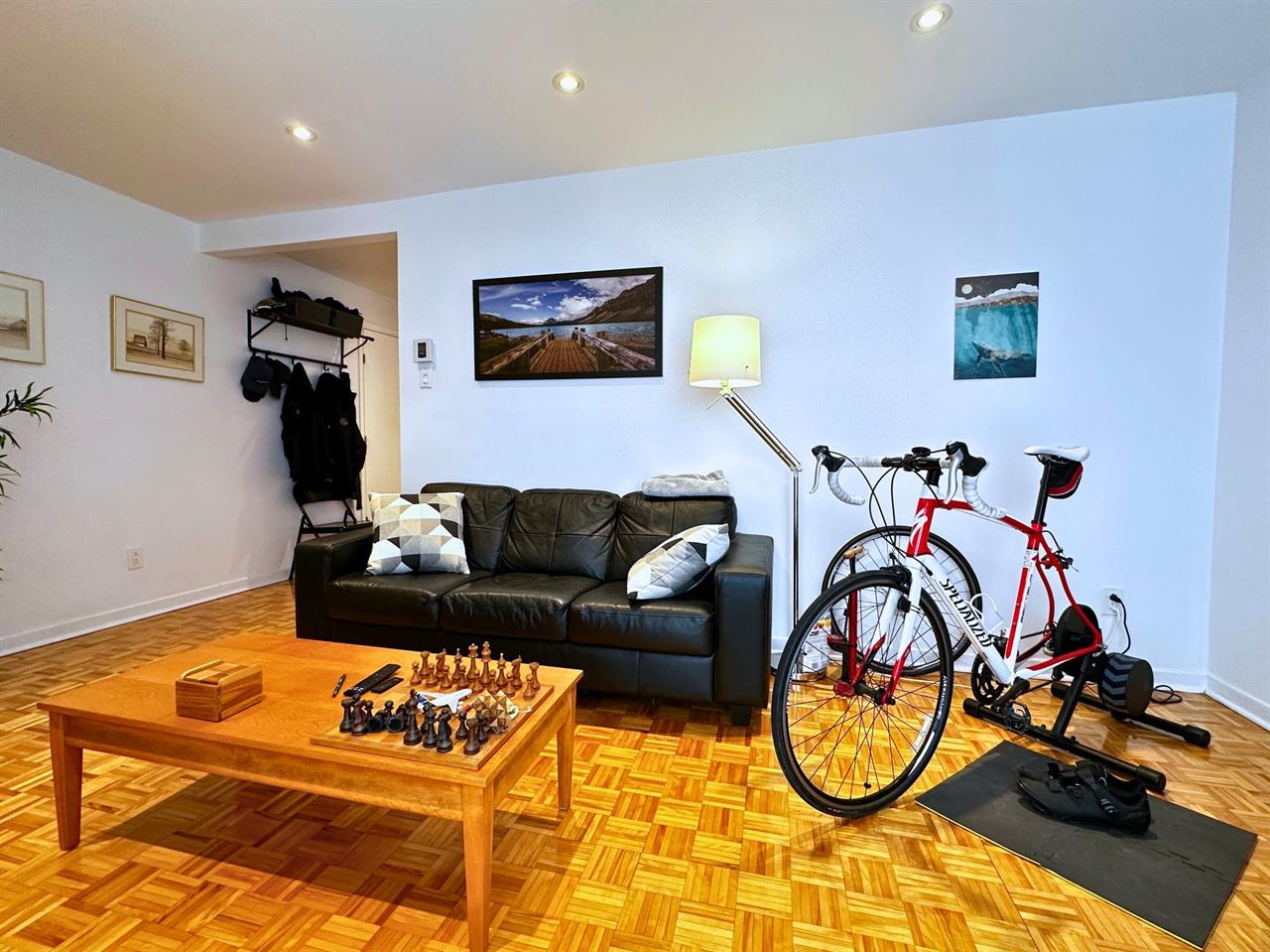 Appartement Montréal (Ahuntsic-Cartierville) À Louer | 3227635