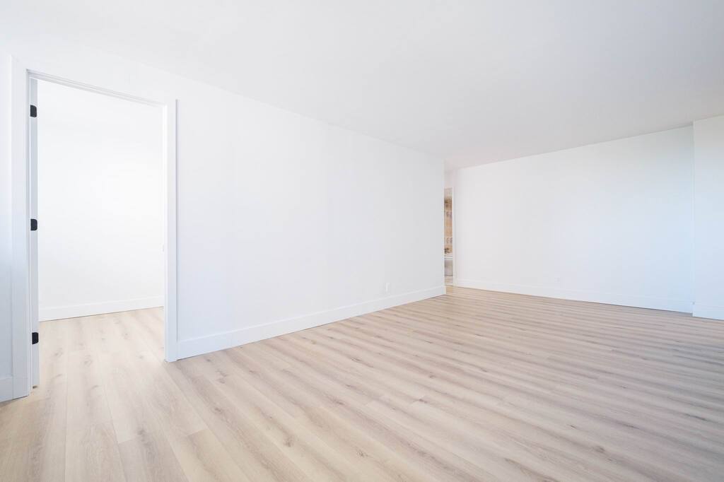 LIBRE - Face Au Collège Bois-de-Boulogne | 3227817