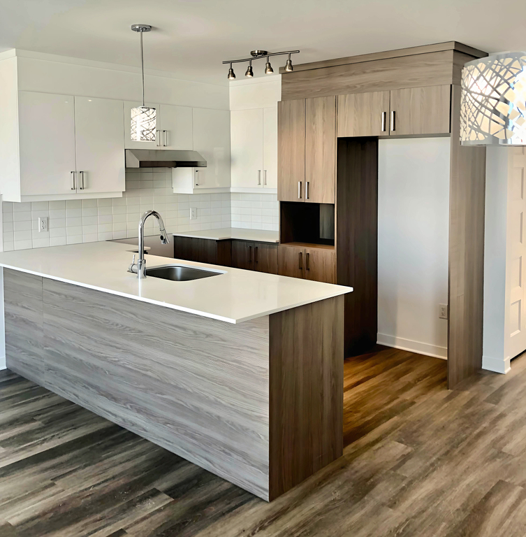 SUPERBE 4 ½ LAVAL -Ste‑Rose,Champfleury | 3227874