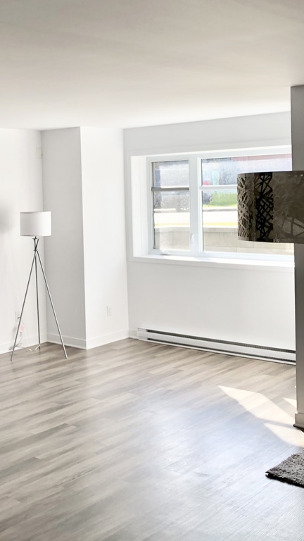 SUPERBE 4 ½ LAVAL -Ste‑Rose,Champfleury | 3227874