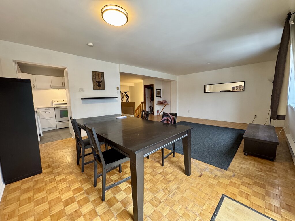 Ville-Marie - Superbe 4 1/2 Lumineux | 3227876