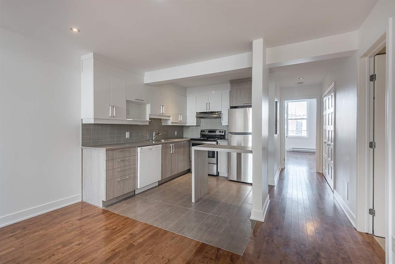MAGNIFIQUE UNITÉ STYLE CONDO VERDUN À 2 MIN. À PIED DU MÉTRO! | 3227907