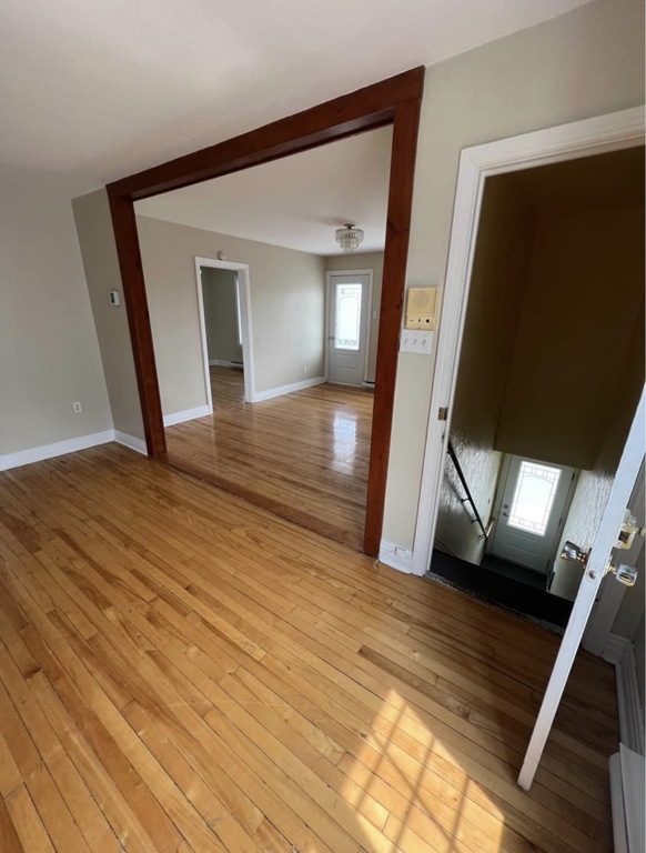 Appartement 61/2 Près De Tout | 3227909