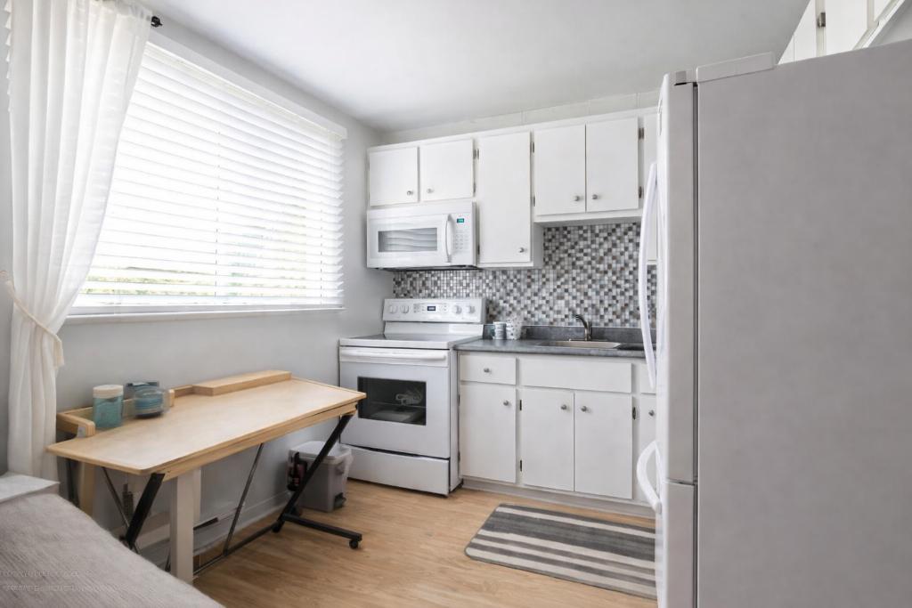 4 ½ LIBRE LE 1ER AVRIL | 3228291