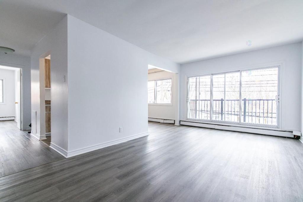 LIBRE ! 2x 4 1/2 rénové et très bien situé Lachine Montréal - Appartement à louer 2 chambres | 3228332