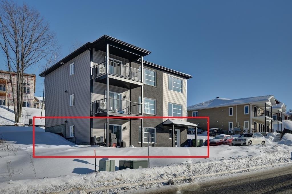 Magog - condo / apartement à louer avec une vue spectaculaire disponible chez 1 July 2026 | 3228333