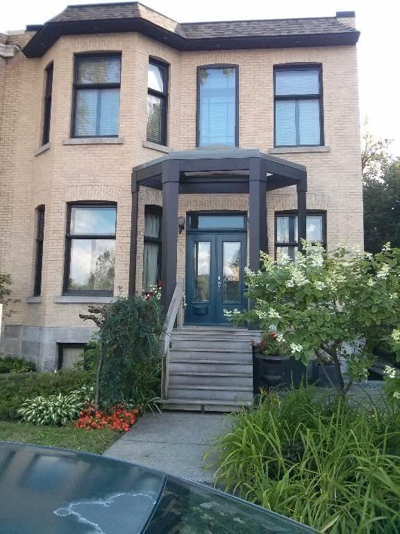 NDG, haut duplex, 2chambres, style condo dans maison 1914 | 3228351