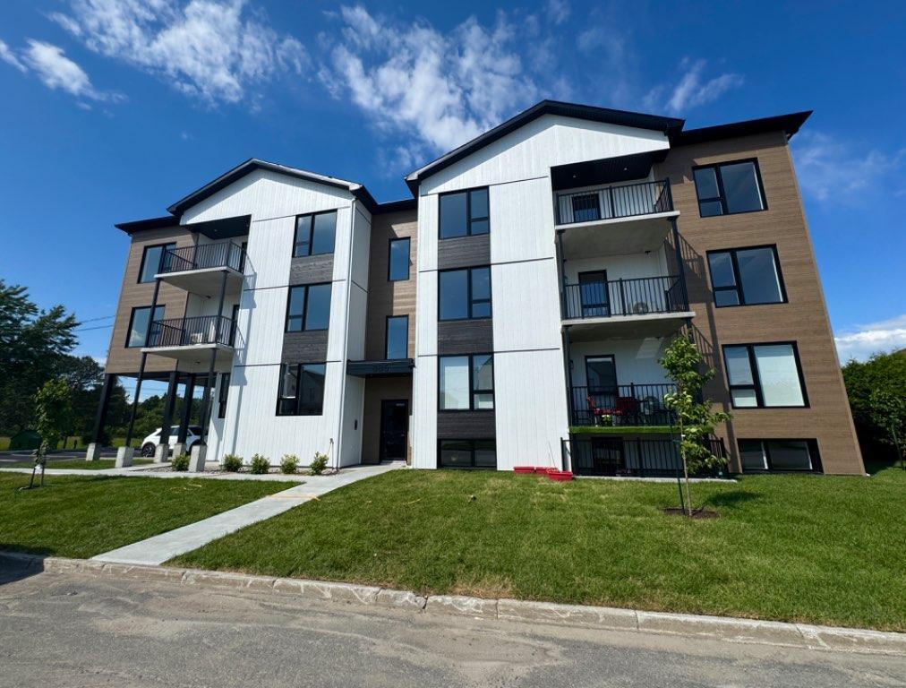 Logement 4 1/2 meublé | 3229089