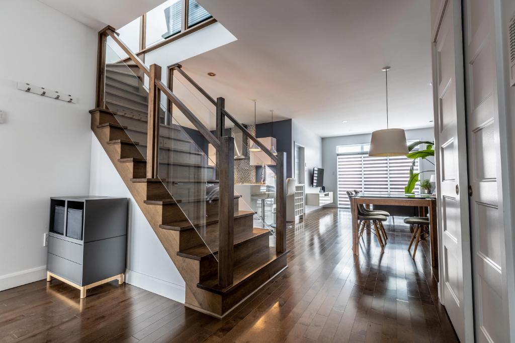 5 ½ sur deux étages, mezzanine, terrasse sur le toit | 3228358