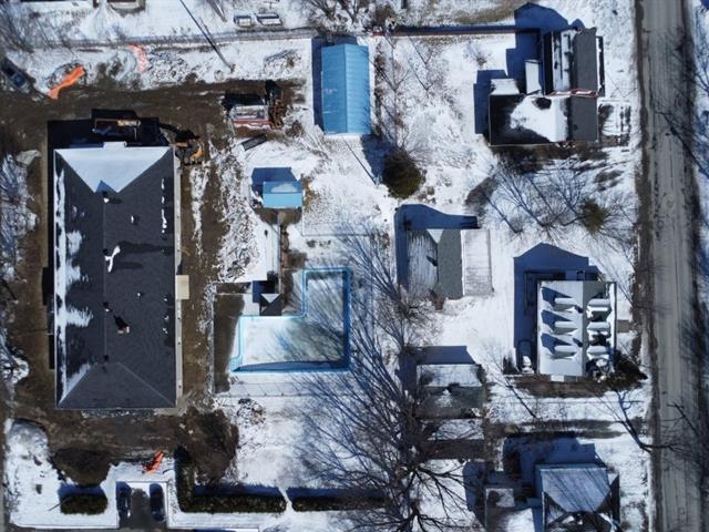 Wotton (Estrie) : Terrain de 32 539 pi2, idéal pour multilogements, deux entrées, près des services | 3229143