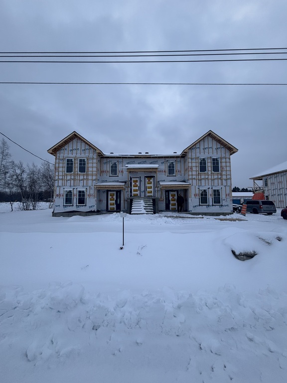 Grand 4 Et Demi Avec Garage Privé | 3228417