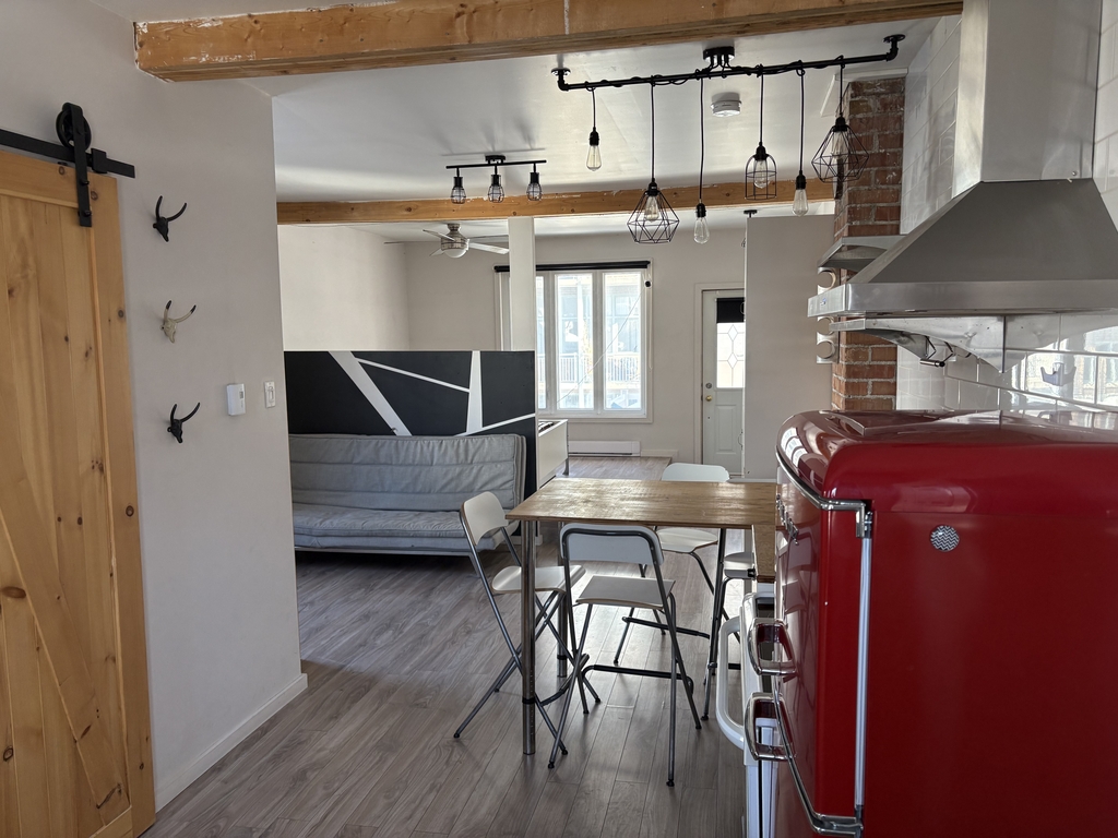 Studio 2 1/2 – Disponible Maintenant | 3228452
