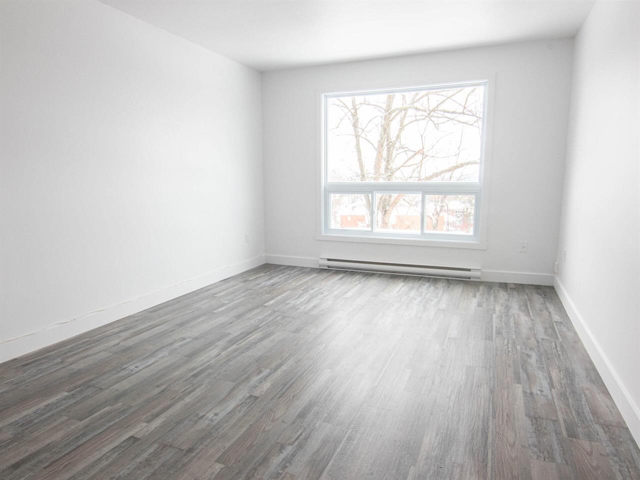 Immeuble - 475 7e Avenue Appartement 4½ à Louer (Secteur Cegep) | 3228525