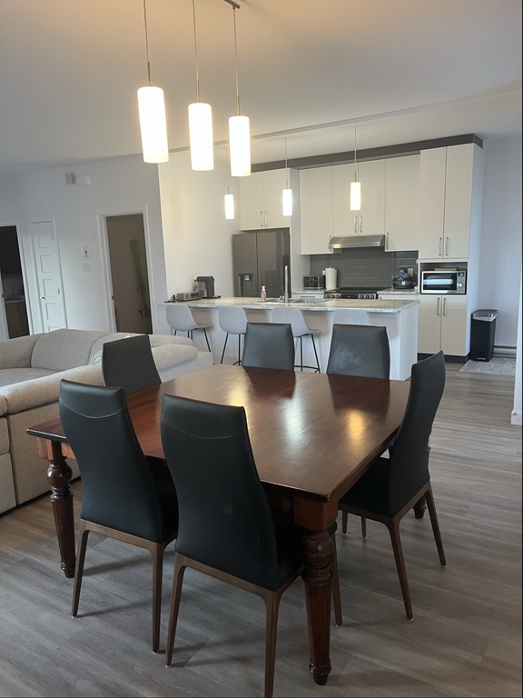 Grand Appartement 3 Chambres à Louer | 3228589