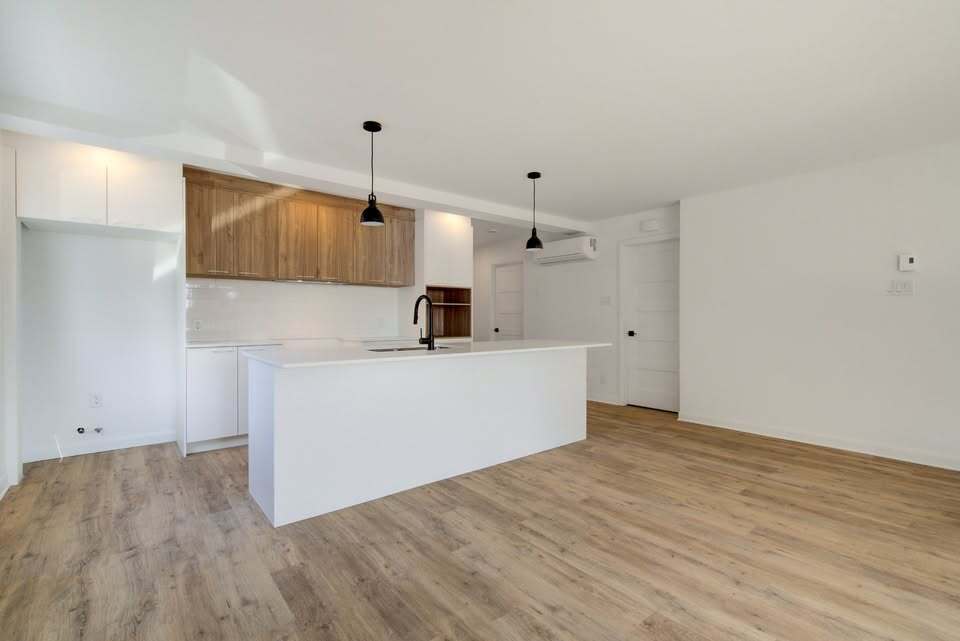 5½ Située Au Rez-de-chaussée | 3228601