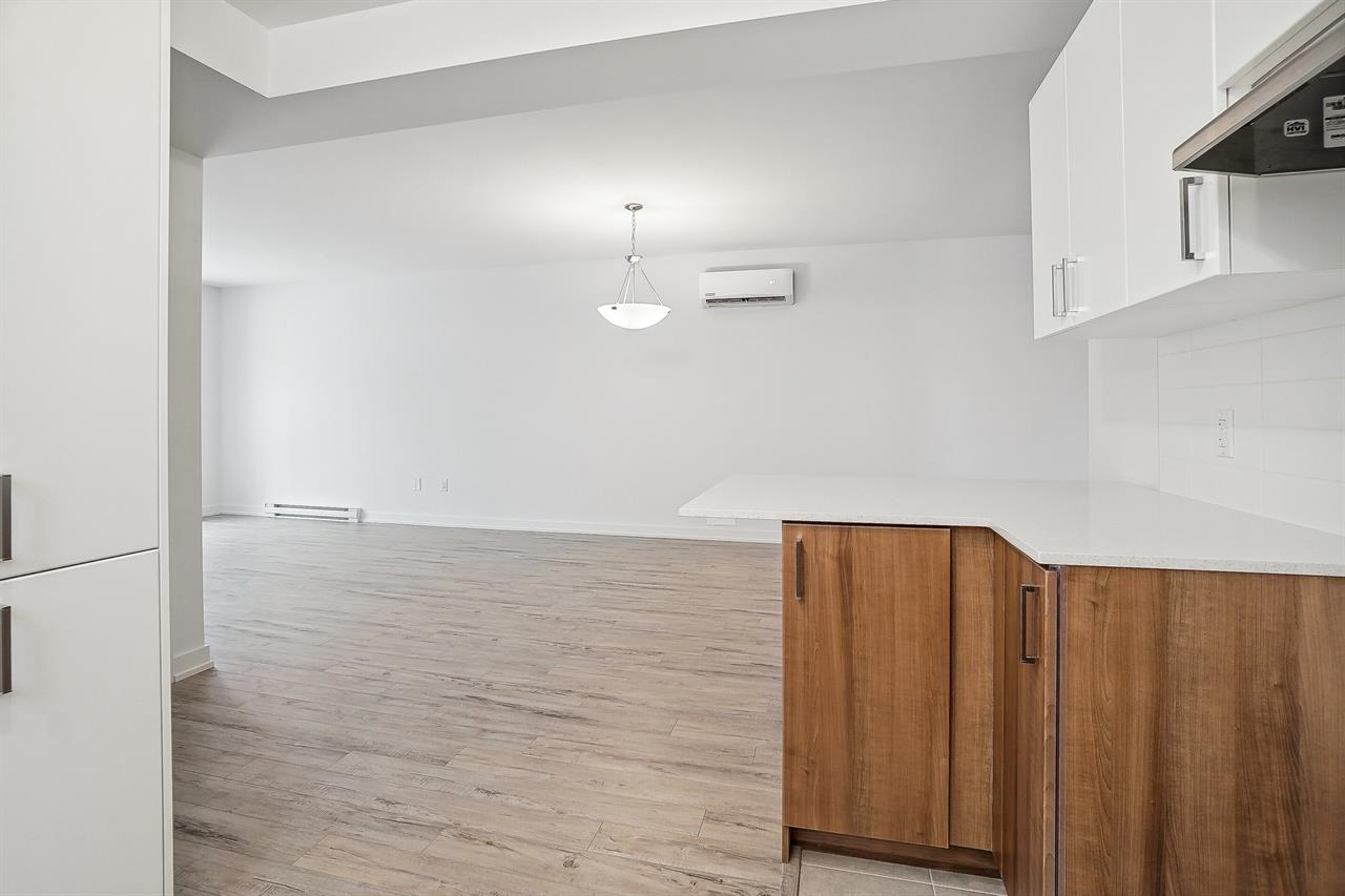 Oasis (Ouasis)Magnifique 4 1/2 | 3228628