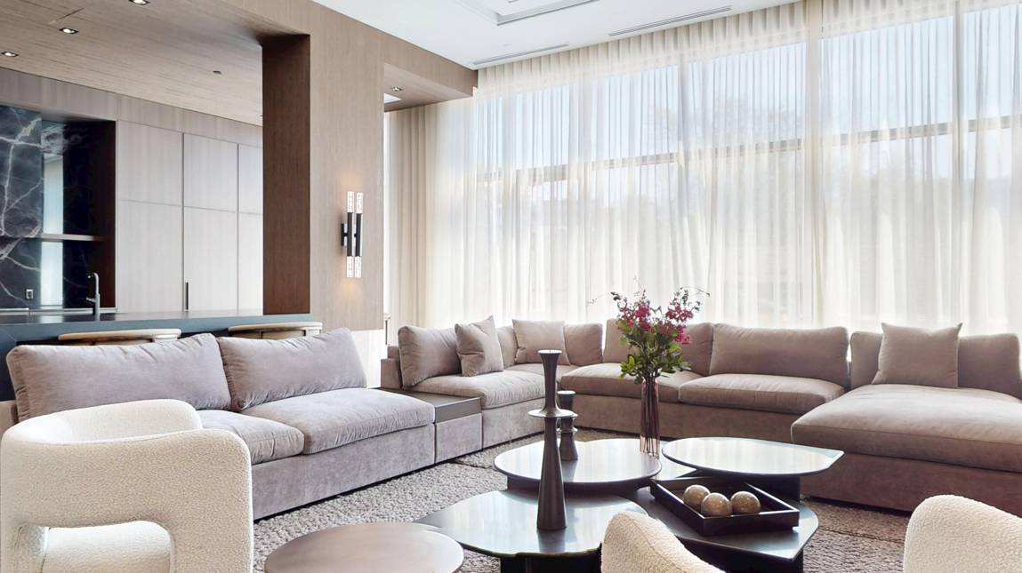 1 Bed, 1 Bath - 3830 Blvd Saint-Elzéar O, Laval | 3228726