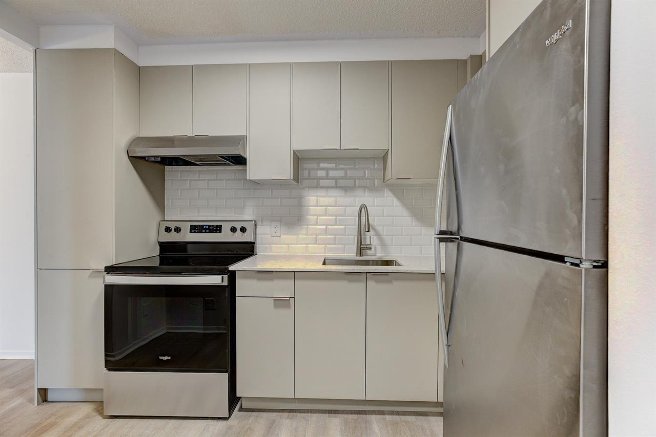 2 Bedroom - 6555 Chemin Kildare, Côte-Saint-Luc | 3228733